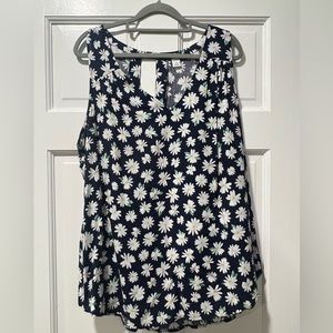 Women’s Old Navy Sleeveless Top